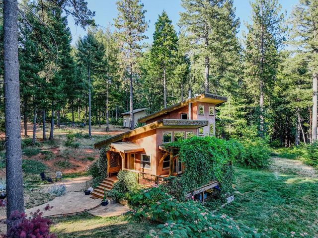 14843 youngs hill Rd, Camptonville, CA 95922