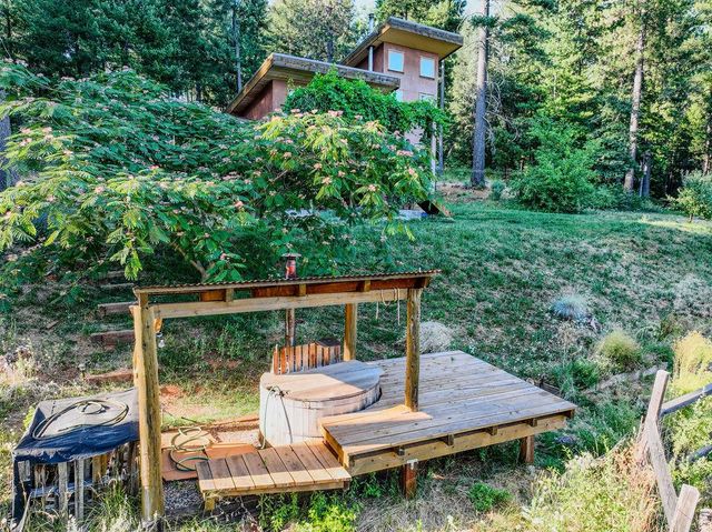 14843 youngs hill Rd, Camptonville, CA 95922