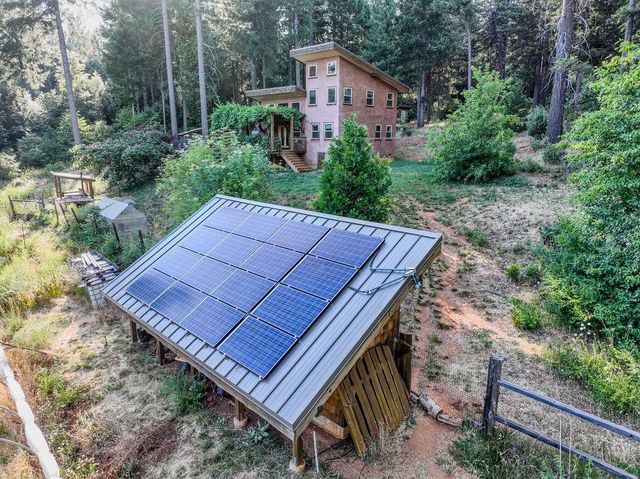 14843 youngs hill Rd, Camptonville, CA 95922