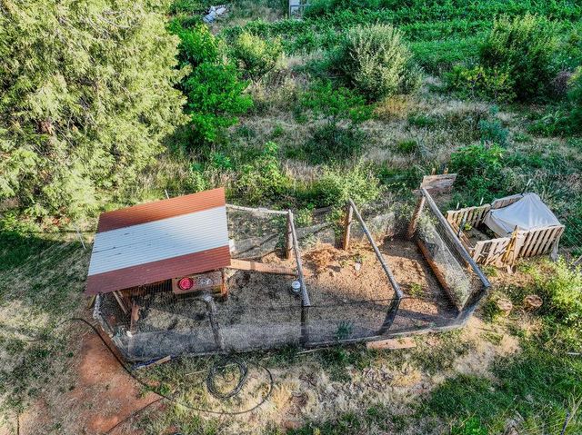 14843 youngs hill Rd, Camptonville, CA 95922