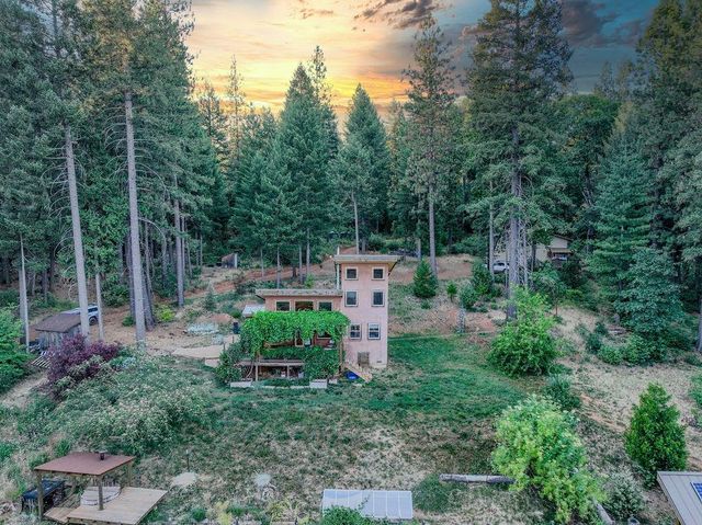 14843 youngs hill Rd, Camptonville, CA 95922