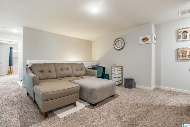 172 THE HEIGHTS DRIVE, Calera, AL 35040