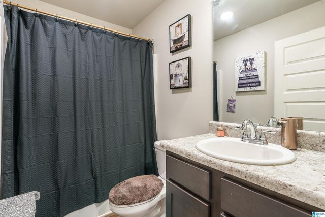 172 THE HEIGHTS DRIVE, Calera, AL 35040