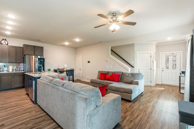 172 THE HEIGHTS DRIVE, Calera, AL 35040