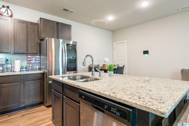 172 THE HEIGHTS DRIVE, Calera, AL 35040