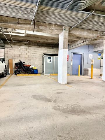 7728 Collins Ave 16, Miami Beach, FL 33141