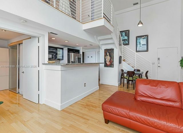 7728 Collins Ave 16, Miami Beach, FL 33141