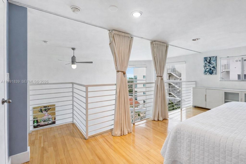 Image 14 of property listing at 7728 Collins Ave 16, Miami Beach, FL 33141