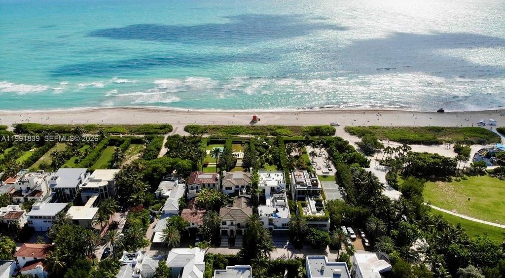 Image 2 of property listing at 7728 Collins Ave 16, Miami Beach, FL 33141