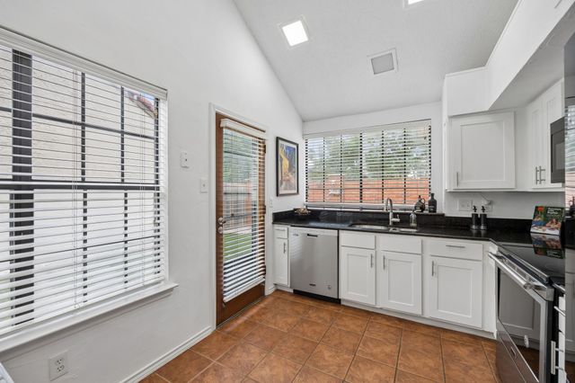 623 Rancho Circle, Irving, TX 75063