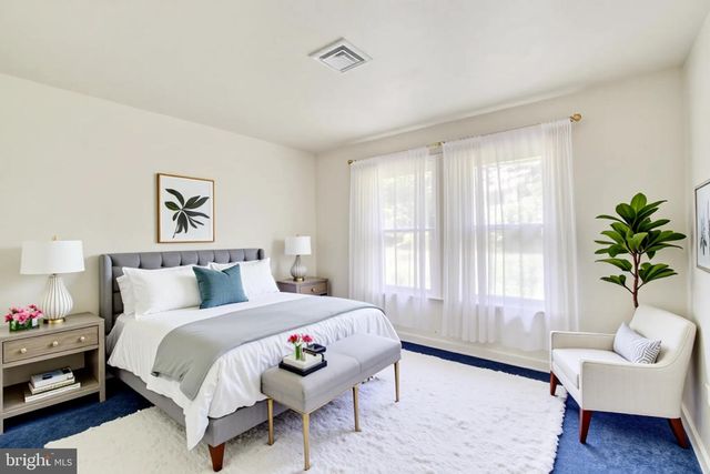 823 GLENDALE RD, York, PA 17403