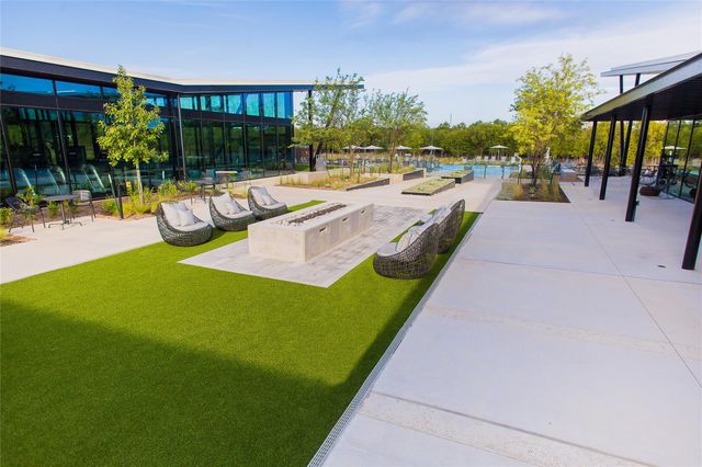 1012 Lucinda Williams DR, Austin, TX 78744