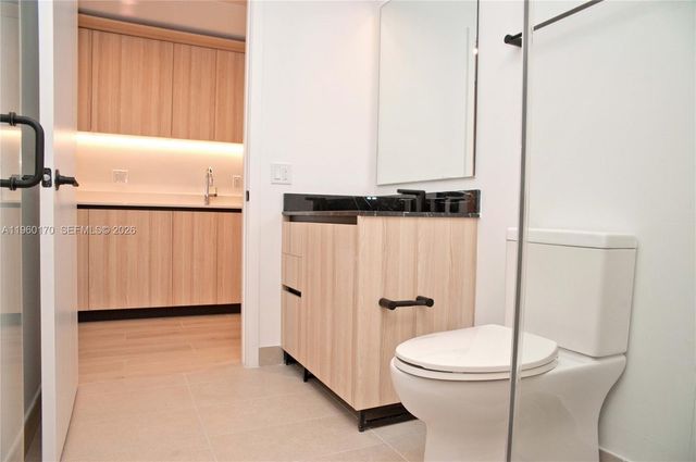 225 N Miami Ave 2306, Miami, FL 33128