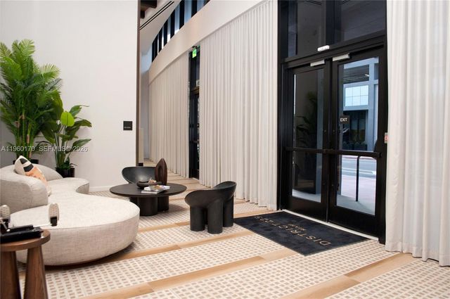 225 N Miami Ave 2306, Miami, FL 33128