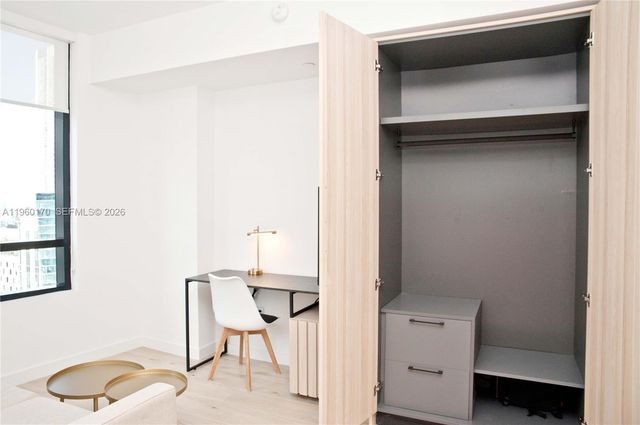 225 N Miami Ave 2306, Miami, FL 33128