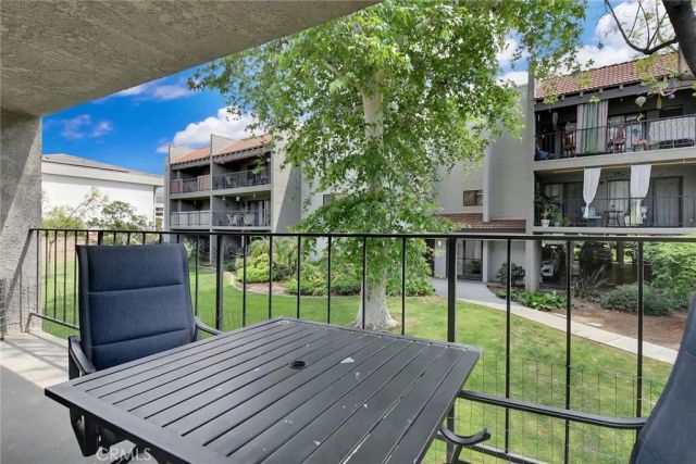 254 E Fern Avenue 107, Redlands, CA 92373