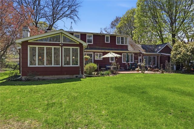 31 Cobbles Drive, Penfield, NY 14526