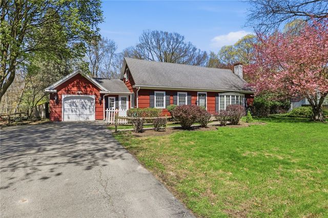 31 Cobbles Drive, Penfield, NY 14526