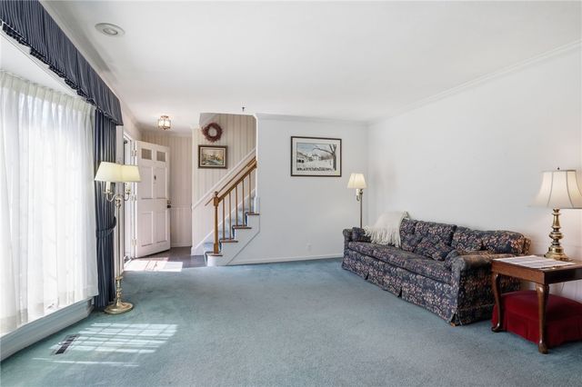 31 Cobbles Drive, Penfield, NY 14526