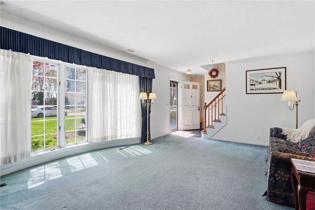 31 Cobbles Drive, Penfield, NY 14526