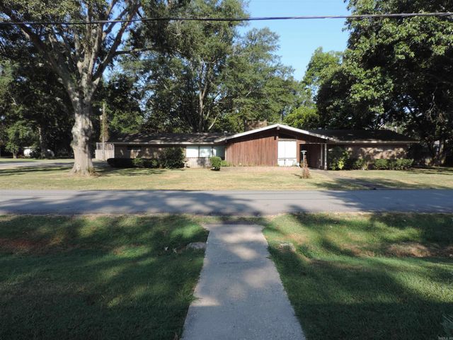 410 Adams Street, Dumas, AR 71639