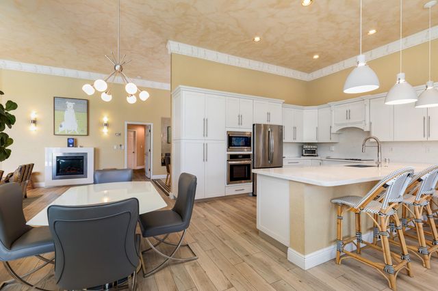 6001 NW 97th Drive, Parkland, FL 33076