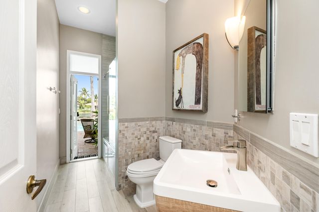 6001 NW 97th Drive, Parkland, FL 33076