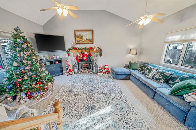 32 Rockledge Drive, Shirley, NY 11967