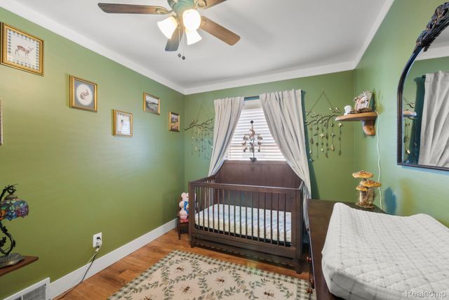 23021 California Street, St. Clair Shores, MI 48080