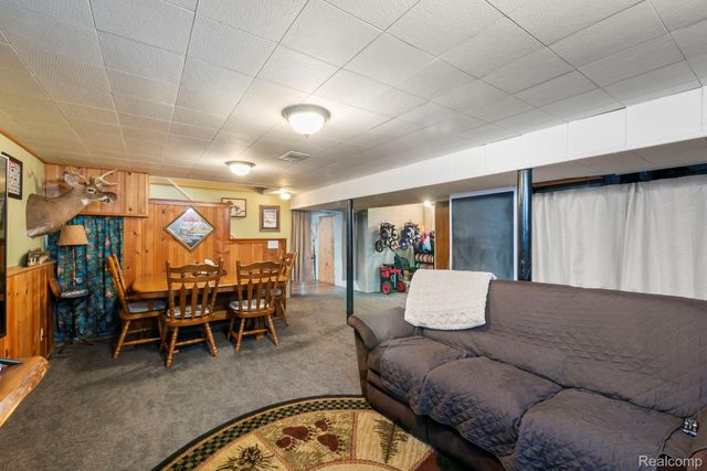 23021 California Street, St. Clair Shores, MI 48080