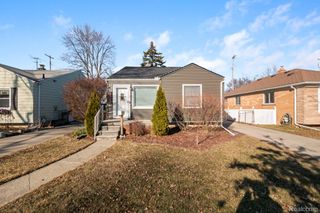 23021 California Street, St. Clair Shores, MI 48080