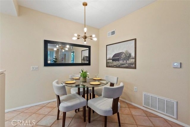 1703 Solvay Aisle 106, Irvine, CA 92606