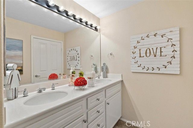 1703 Solvay Aisle 106, Irvine, CA 92606