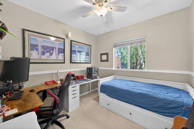 9244 Deddington Way, Sacramento, CA 95829