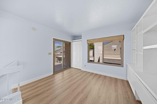 3160 N Brittlebush Lane, Tucson, AZ 85712