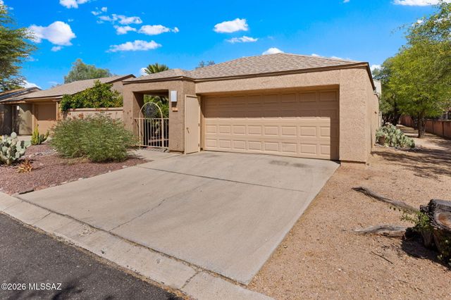3160 N Brittlebush Lane, Tucson, AZ 85712