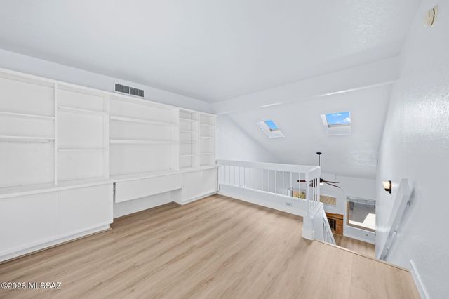 3160 N Brittlebush Lane, Tucson, AZ 85712