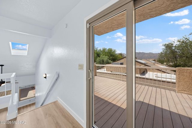 3160 N Brittlebush Lane, Tucson, AZ 85712