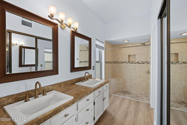 3160 N Brittlebush Lane, Tucson, AZ 85712