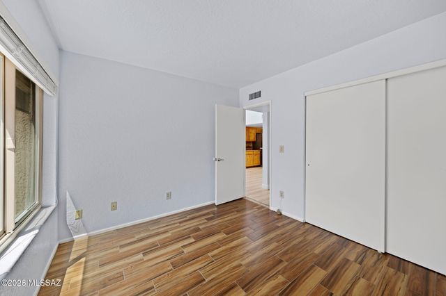 3160 N Brittlebush Lane, Tucson, AZ 85712