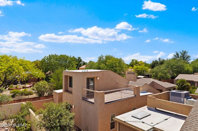 3160 N Brittlebush Lane, Tucson, AZ 85712