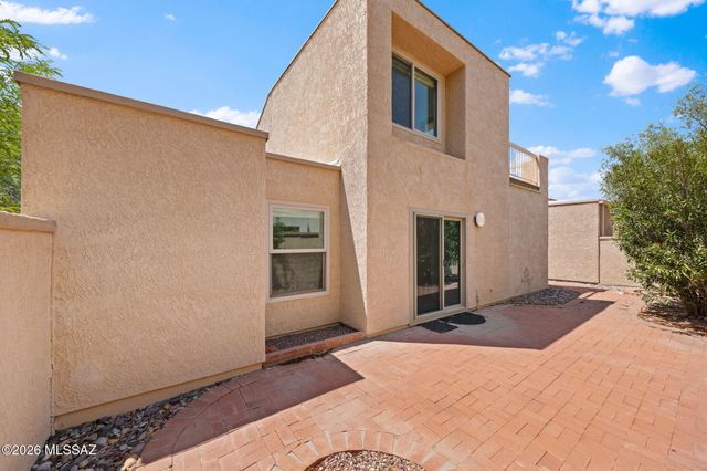 3160 N Brittlebush Lane, Tucson, AZ 85712