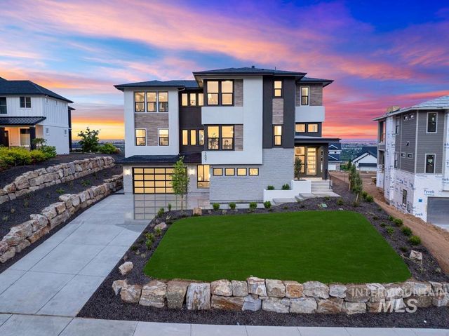 5607 E Foxgrove Dr., Boise, ID 83716