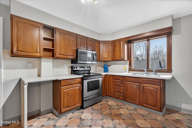 810 Sacandaga Road, Glenville, NY 12302