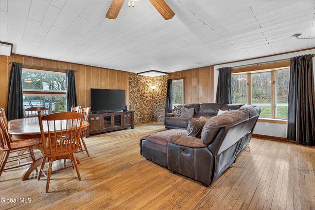 810 Sacandaga Road, Glenville, NY 12302