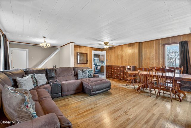 810 Sacandaga Road, Glenville, NY 12302