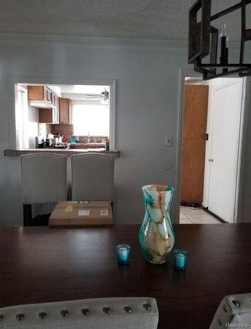 5920 W Outer Drive, Detroit, MI 48235