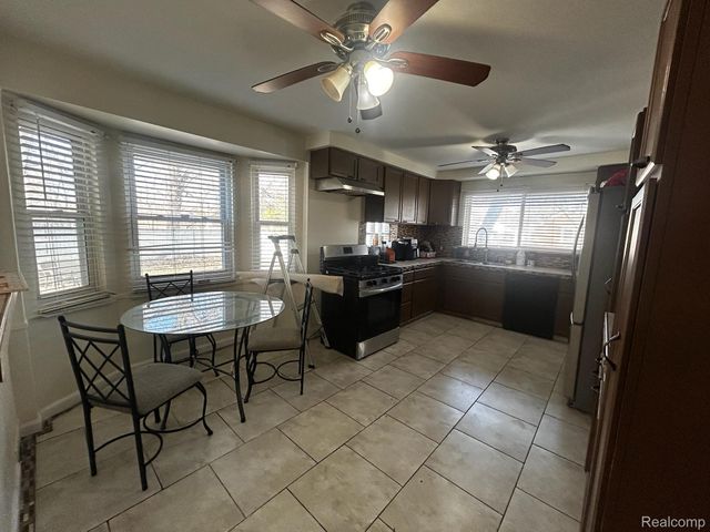 5920 W Outer Drive, Detroit, MI 48235