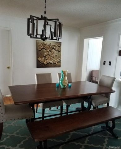 5920 W Outer Drive, Detroit, MI 48235