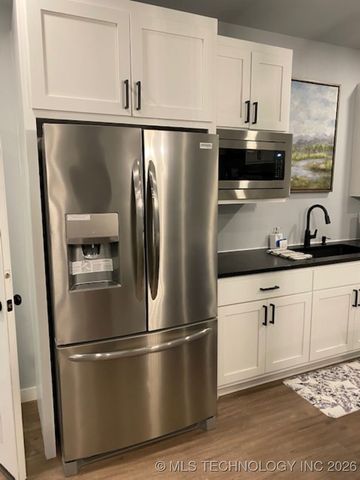 15 Elm, Eufaula, OK 74432